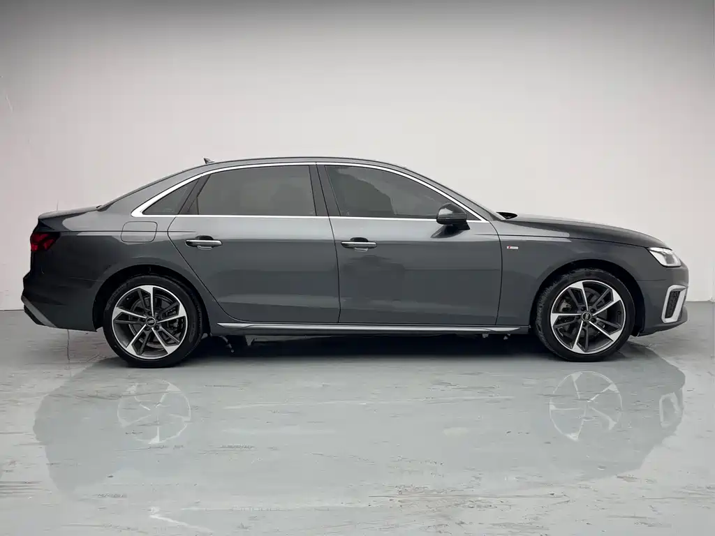 Audi A4L 2022 40 TFSI Fashionable and Dynamic купить на сайте DeffCars