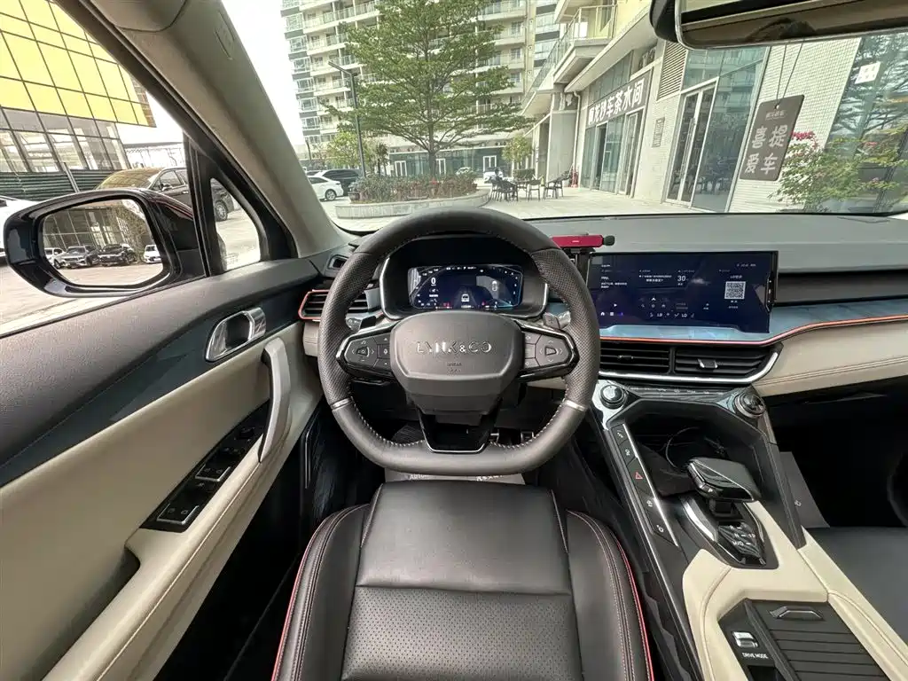 Lynk & Co 06 2020 1.5T Yao Halo купить на сайте DeffCars