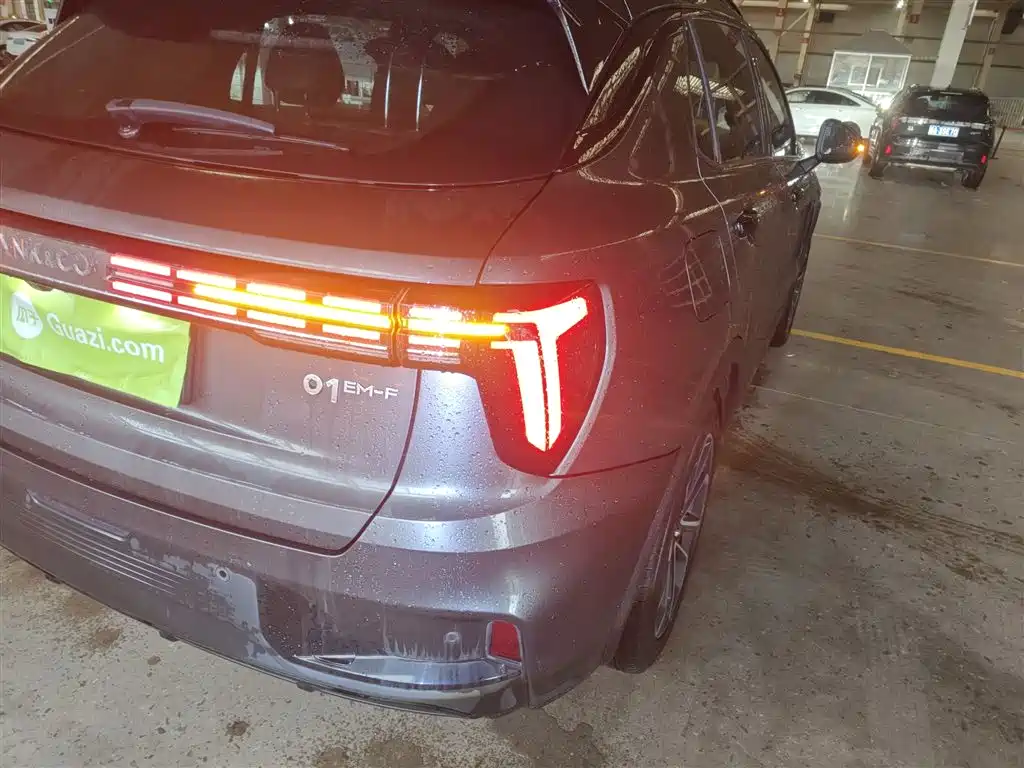 Lynk & Co 01 2023 1.5TD EM-F PM купить на сайте DeffCars