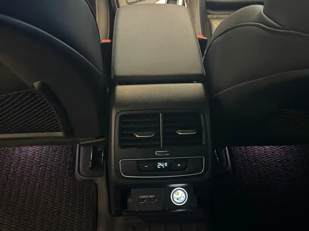 Audi A4L 2020 40 TFSI Fashionable and Dynamic купить на сайте DeffCars