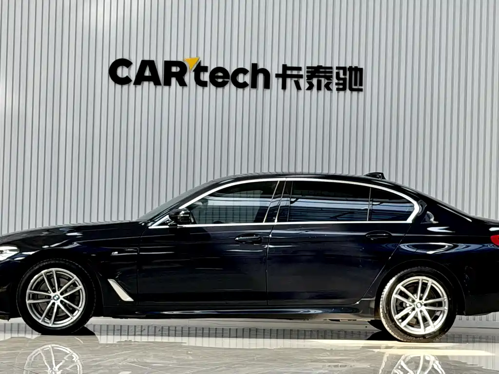 BMW 5 Series 2020 525Li M Sports Package купить на сайте DeffCars