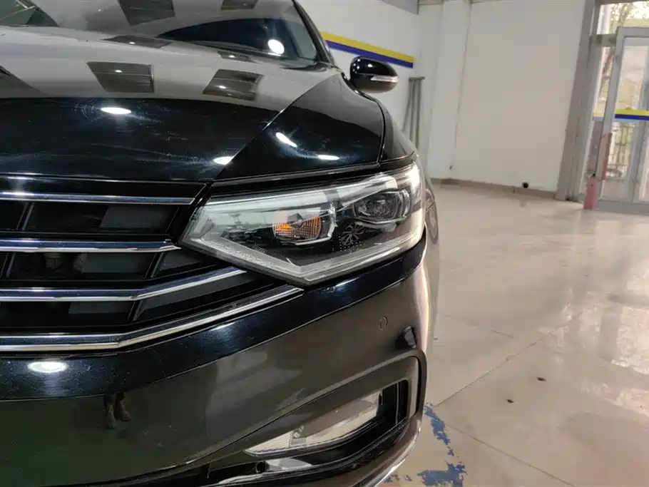 Magotan 2020 330TSI DSG leading model купить на сайте DeffCars