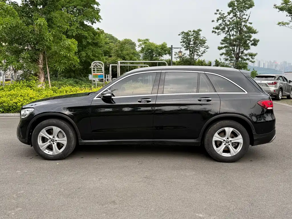 Mercedes-Benz GLC 2020 facelift GLC 260 L 4MATIC dynamic купить на сайте DeffCars