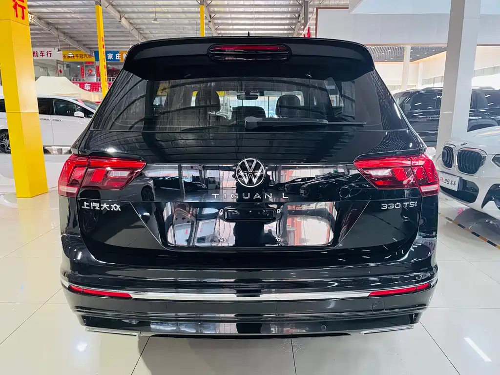 Tiguan L 2021 330TSI automatic two-wheel drive R-Line version купить на сайте DeffCars