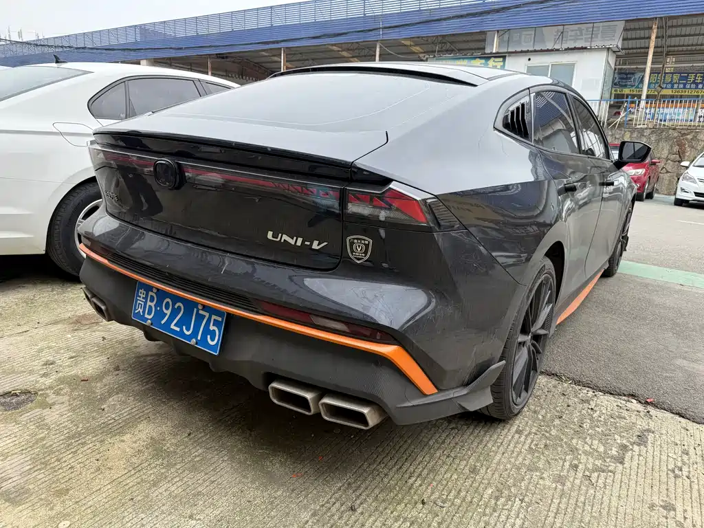 Changan UNI-V 2024 1.5T noble sports model купить на сайте DeffCars