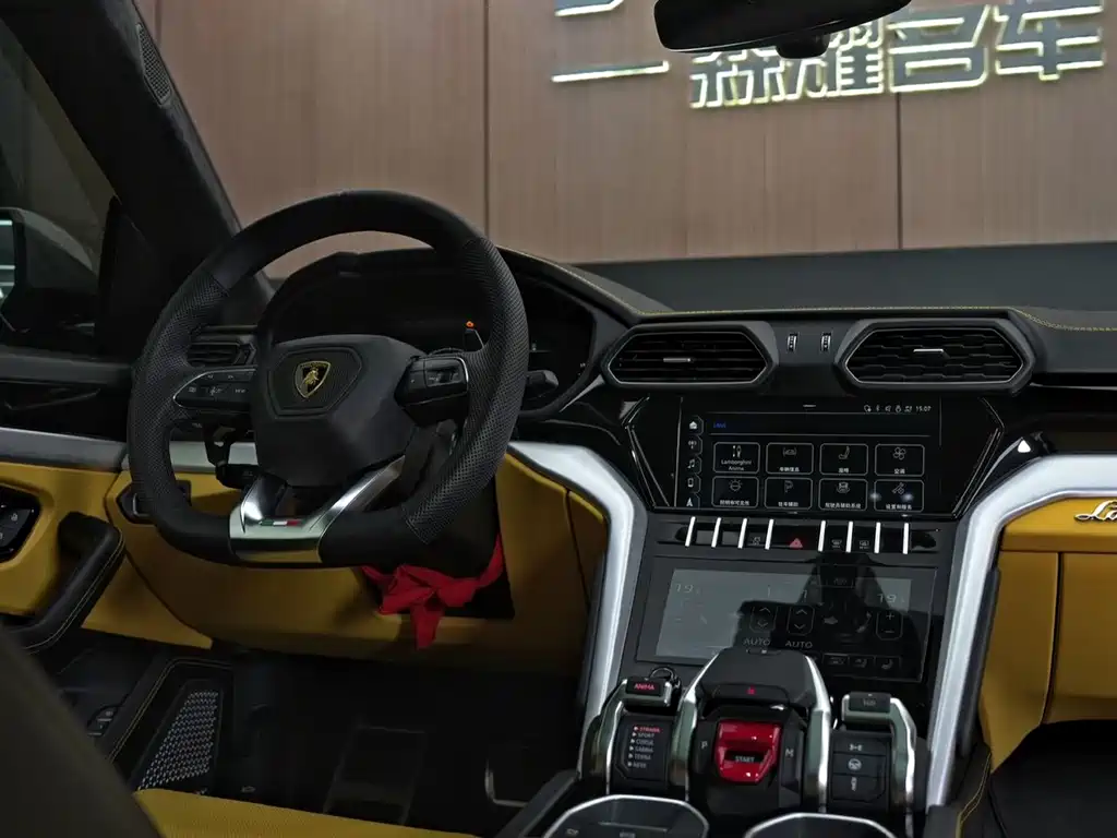 Urus 2021 4.0T V8 купить на сайте DeffCars