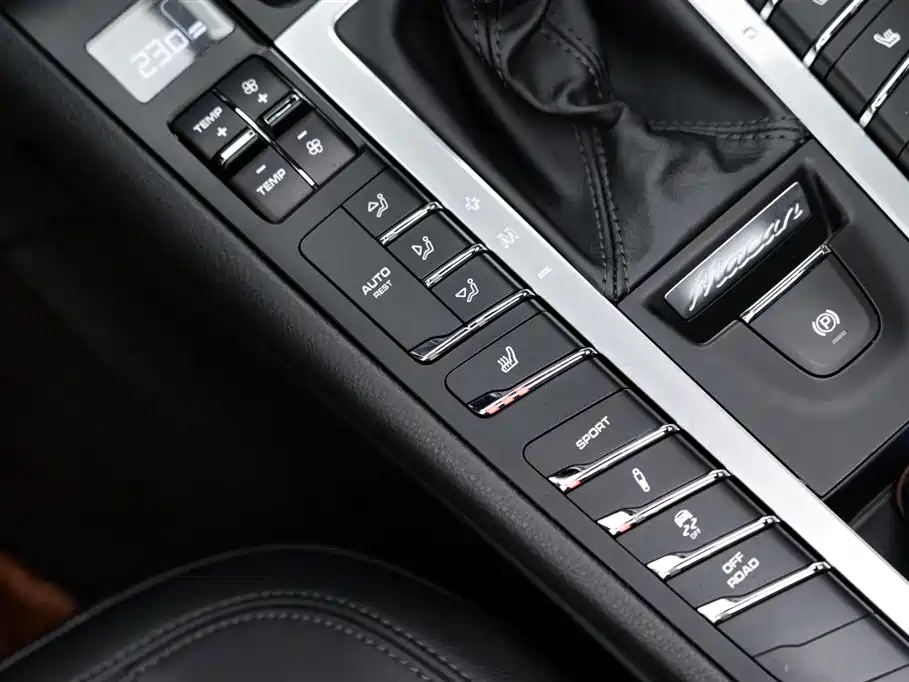 Macan 2021 Macan 2.0T купить на сайте DeffCars