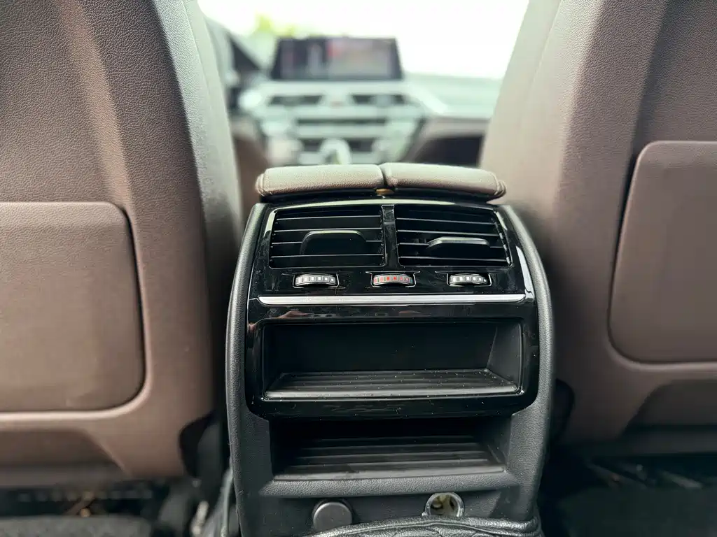 BMW 5 Series 2019 525Li M Sports Package купить на сайте DeffCars