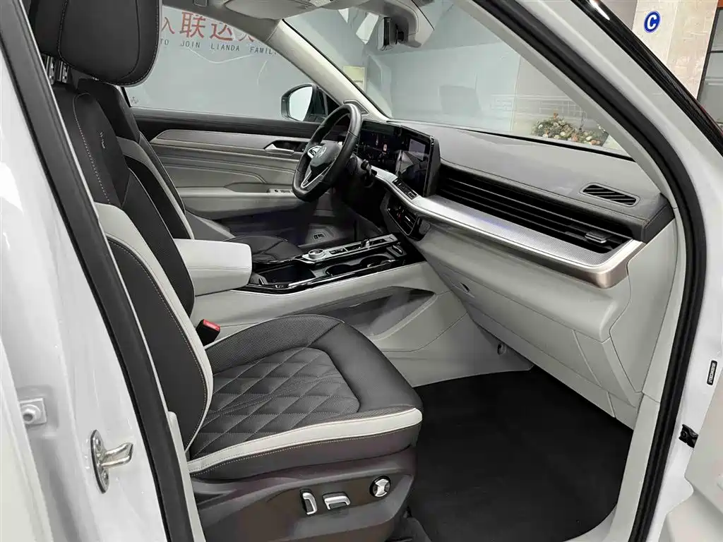 Lanxun 2023 380TSI four-wheel drive R-Line Touring Edition купить на сайте DeffCars