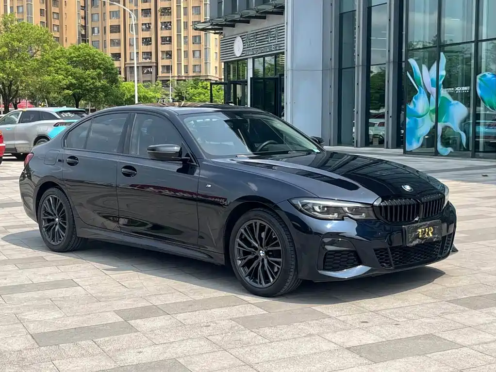 BMW 3 Series 2022 325i M Sports Night Package купить на сайте DeffCars