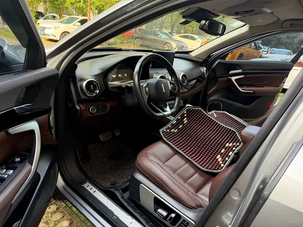 WEY VV7 2017 2.0T flagship model купить на сайте DeffCars