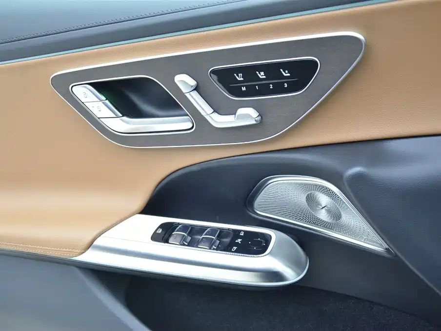 Mercedes-Benz E-Class 2026 E 300 L Luxury Model купить на сайте DeffCars