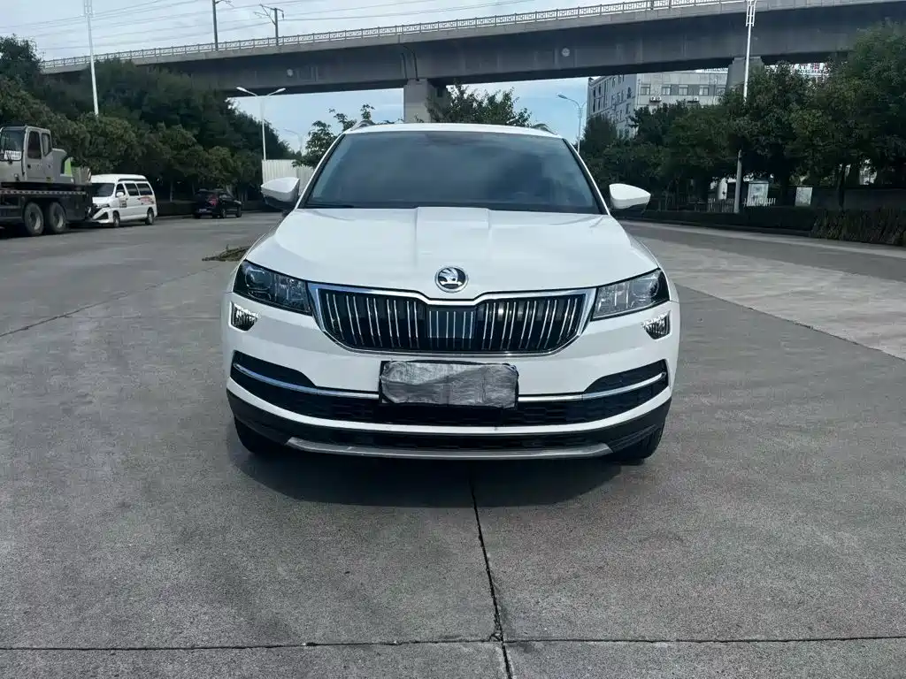 Karoq 2018 TSI280 Deluxe Edition China V купить на сайте DeffCars