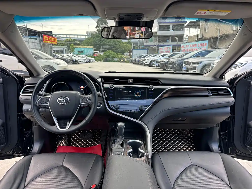 Camry 2021 2.0g Deluxe Edition купить на сайте DeffCars