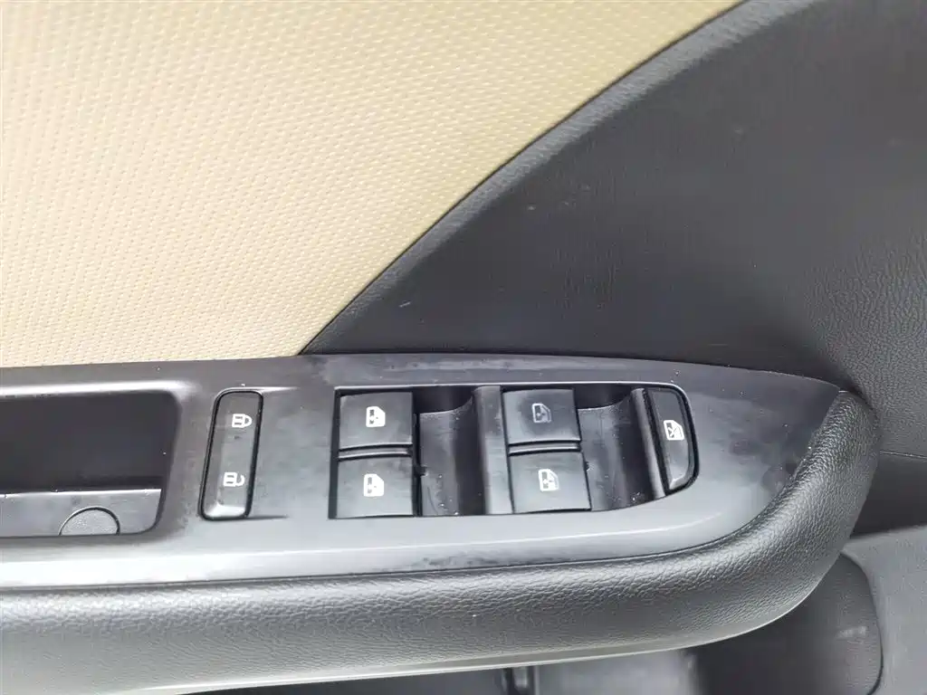 Cruze 2022 320 Automatic Sunroof Edition купить на сайте DeffCars