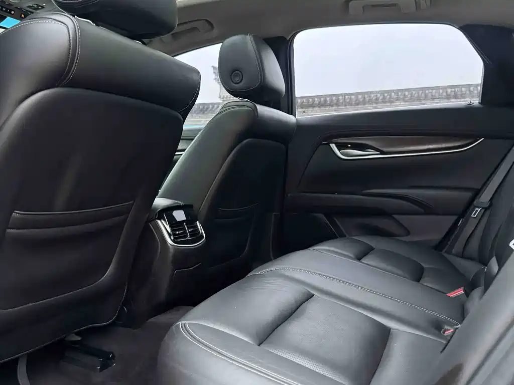 Cadillac XTS 2018 28T Elite купить на сайте DeffCars