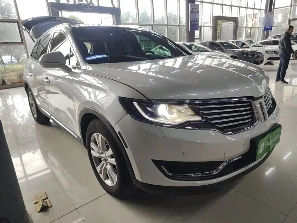Lincoln MKX 2015 2.0T 2WD Exclusive Edition купить на сайте DeffCars