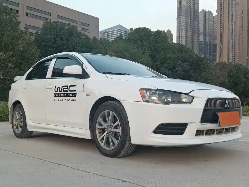 Wingshen 2012 1.8L Manual Charming Edition купить на сайте DeffCars