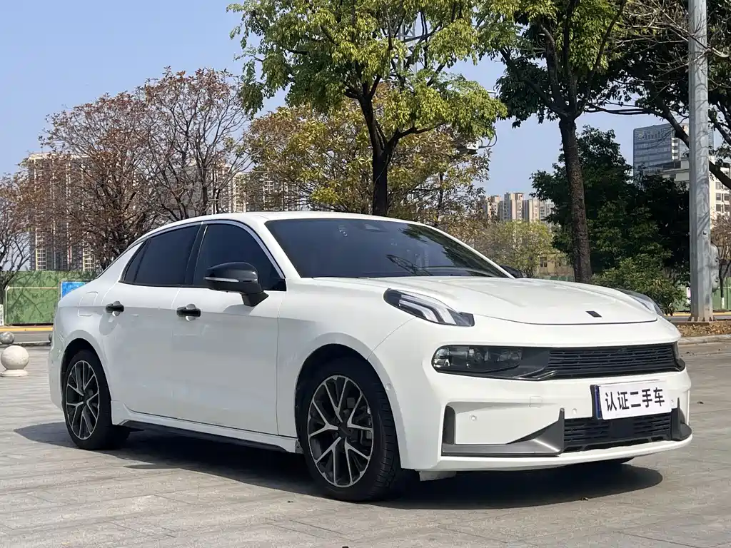 Lynk & Co 03 2021 2.0TD Automatic Champion Edition купить на сайте DeffCars