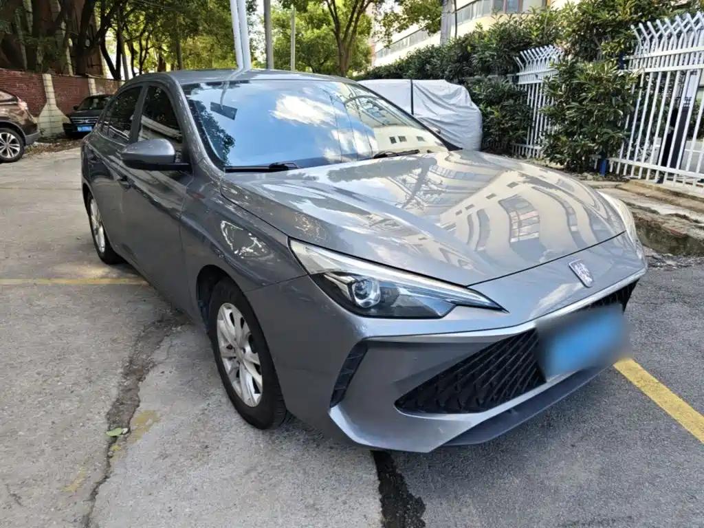 Roewe i5 2023 1.5L CVT Deluxe Edition купить на сайте DeffCars