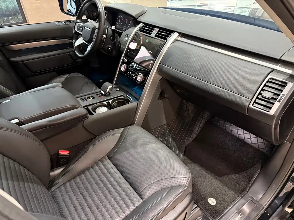 Discover the 2023 360PS R-Dynamic S купить на сайте DeffCars