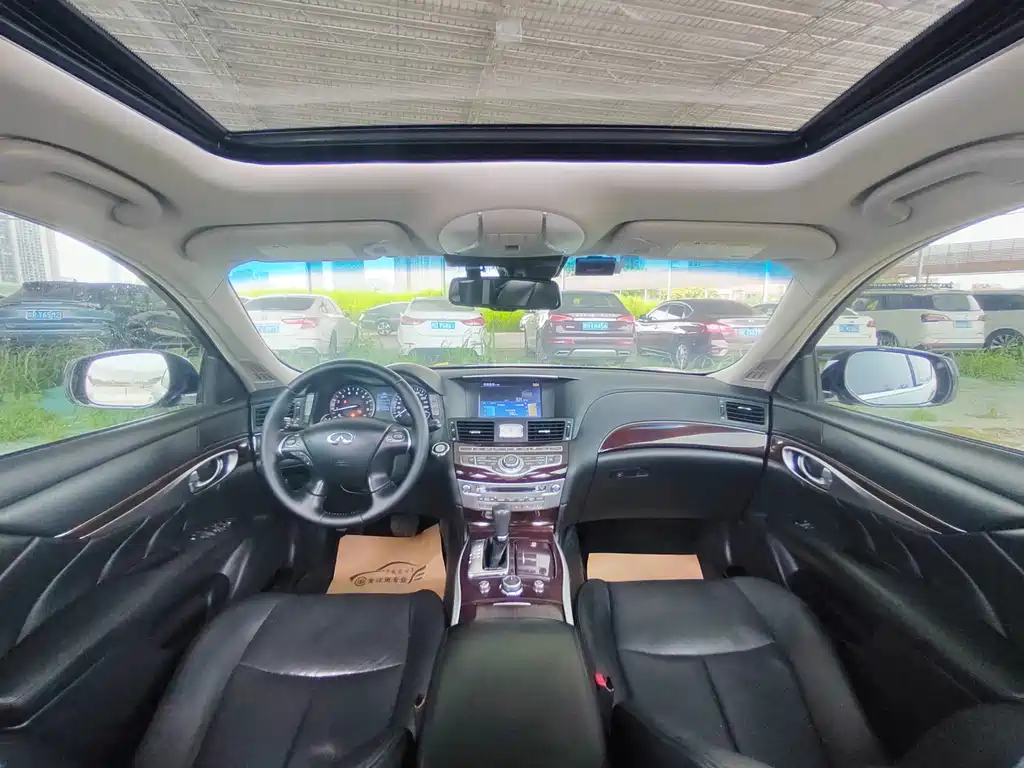 Infiniti Q70 2019 Q70L 2.0T Enjoy Edition купить на сайте DeffCars