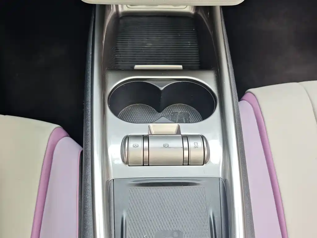 Dolphin 2021 405km fashion version купить на сайте DeffCars