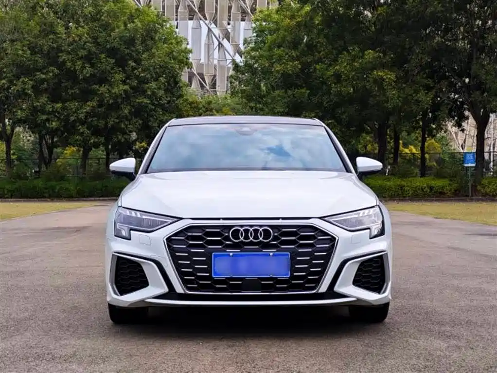 Audi A3 2021 A3L Limousine 35 TFSI Fashionable and Sporty купить на сайте DeffCars
