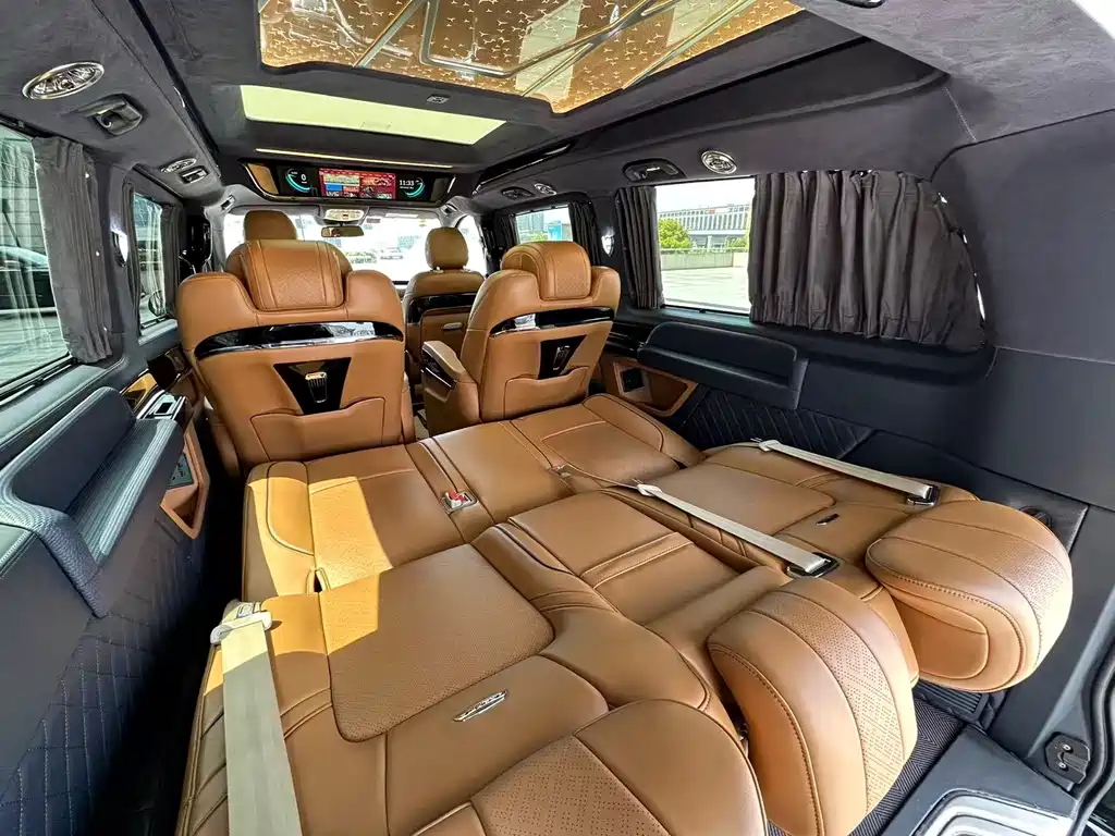 Mercedes-Benz V-Class 2021 V 260 L Long Wheelbase Premium Edition купить на сайте DeffCars