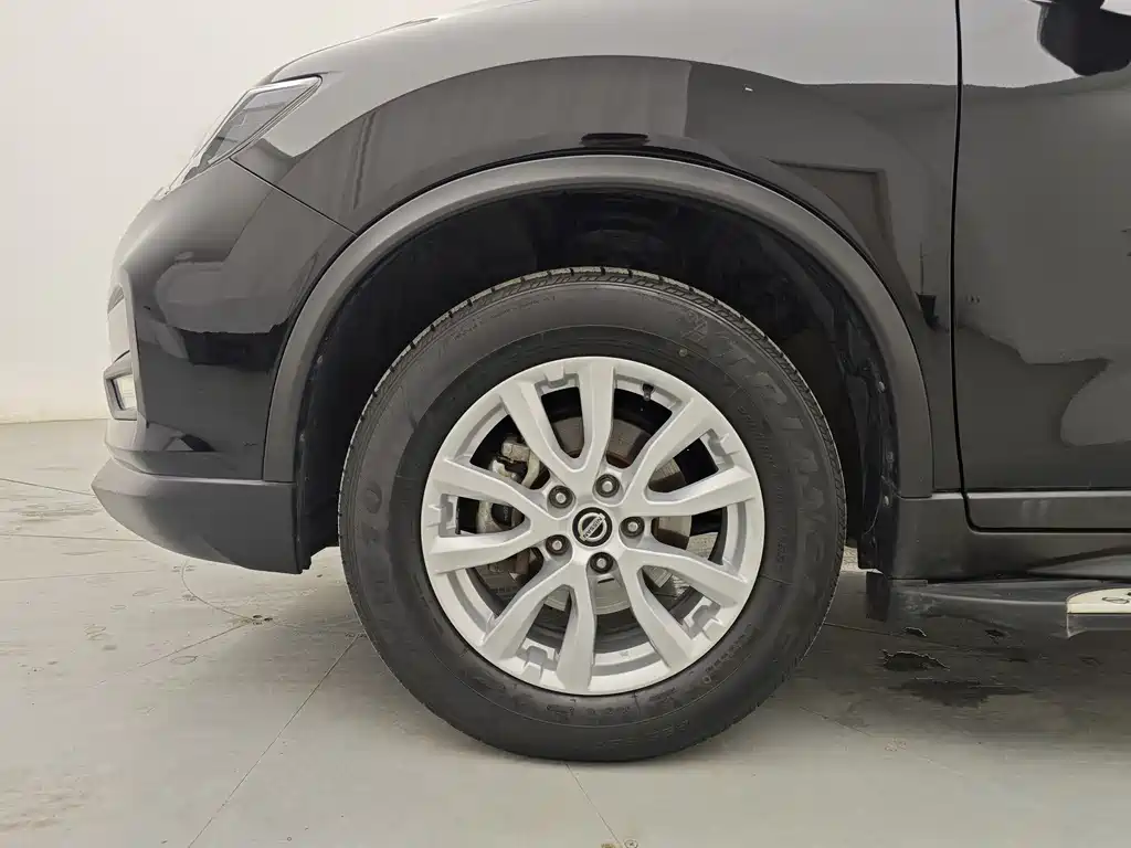 X-Trail 2017 2.0L CVT Comfort Edition 2WD купить на сайте DeffCars