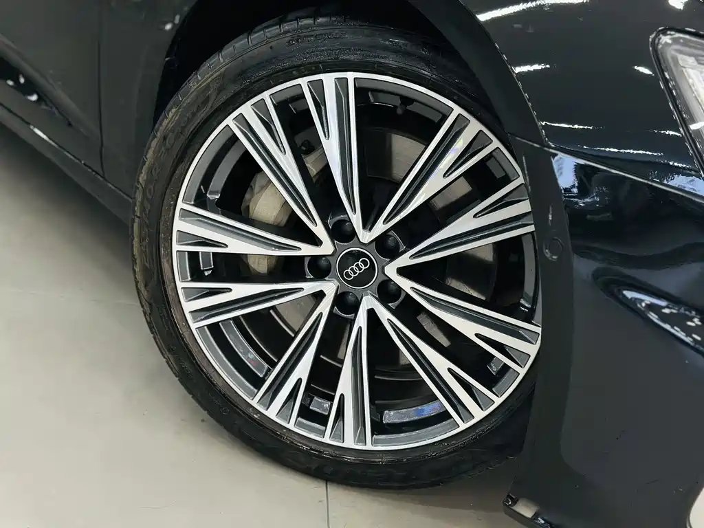 Audi A6L 2024 55 TFSI quattro exclusive dynamic model купить на сайте DeffCars
