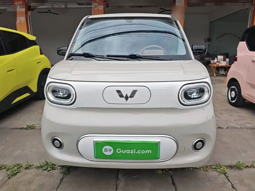 Hongguang MINIEV 2024 third generation 215km youth version купить на сайте DeffCars