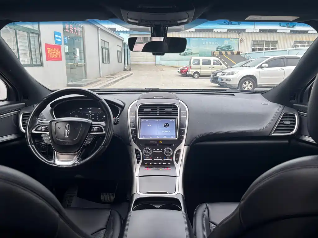 Voyager imported 2019 2.0T two-wheel drive exclusive version, National V купить на сайте DeffCars