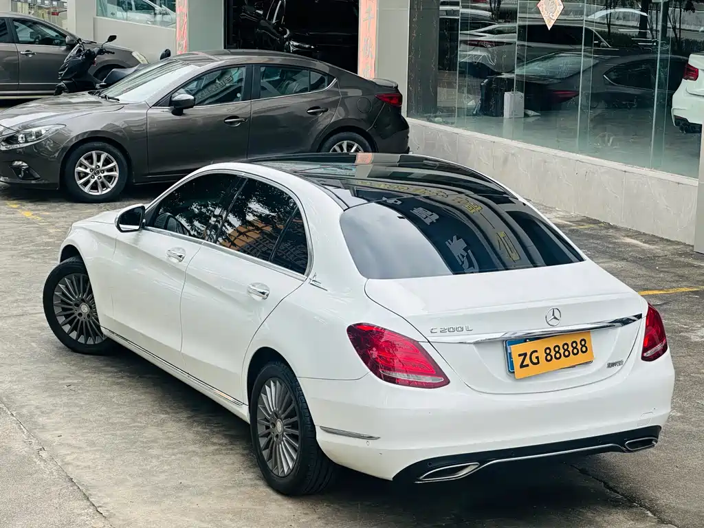 Mercedes-Benz C-Class 2015 facelift C 200 L купить на сайте DeffCars