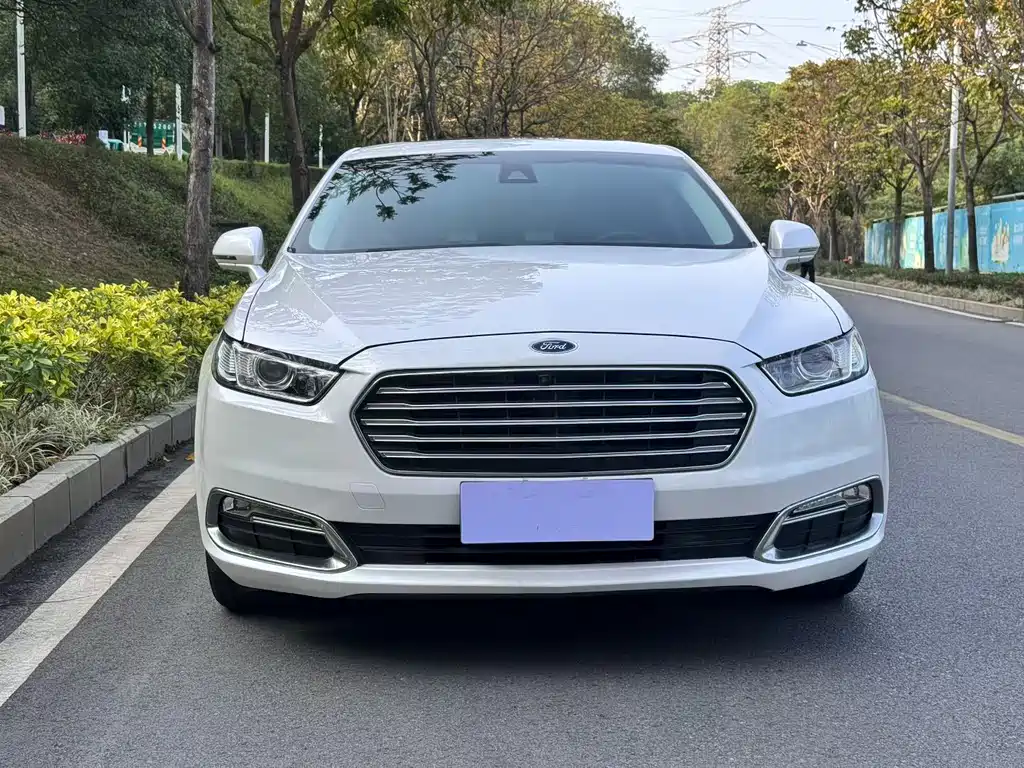 Taurus 2017 EcoBoost 245 Fashion Model купить на сайте DeffCars