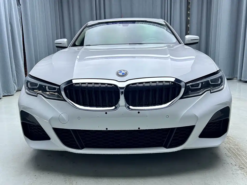 BMW 3 Series 2022 320Li M Sports Package купить на сайте DeffCars