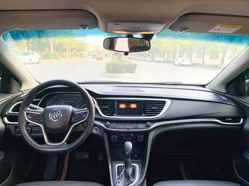 Yinglang 2021 model model 1.5L automatic elite model купить на сайте DeffCars