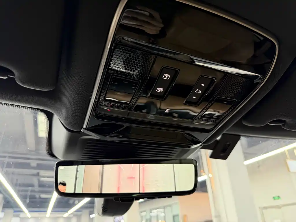 Range Rover 2023 3.0 L6 360PS Grand Edition купить на сайте DeffCars