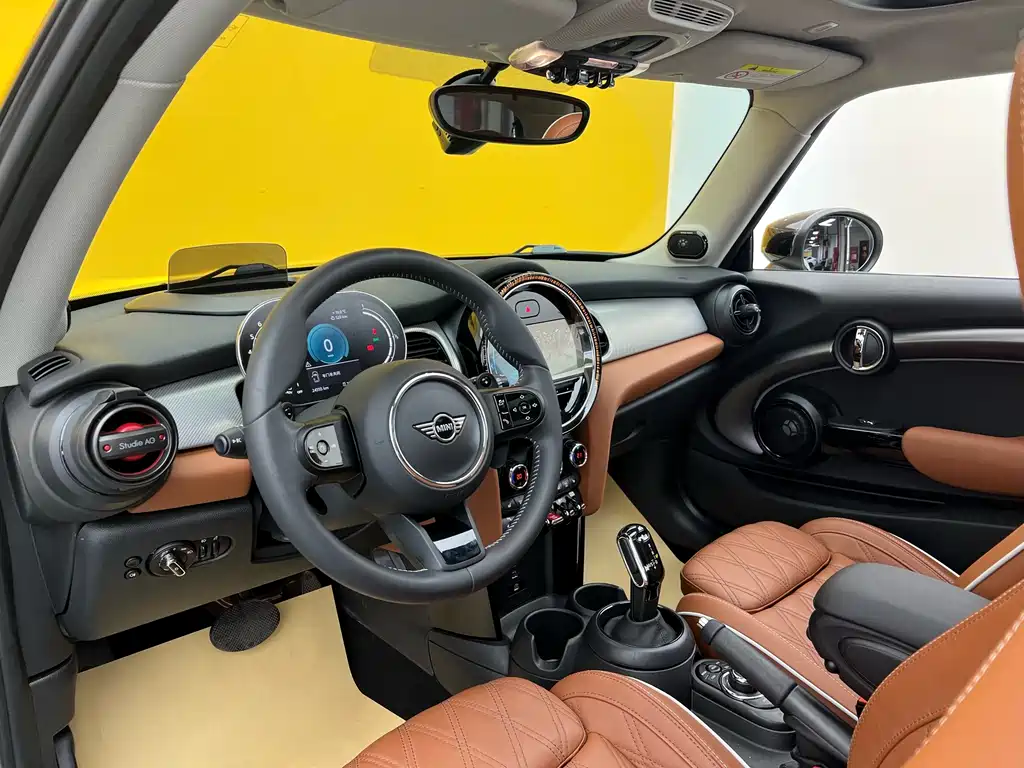 MINI 2022 2.0T COOPER S Artist купить на сайте DeffCars