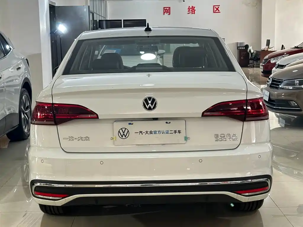 Bora 2026 200TSI DSG Yue Xing Navigation Edition купить на сайте DeffCars