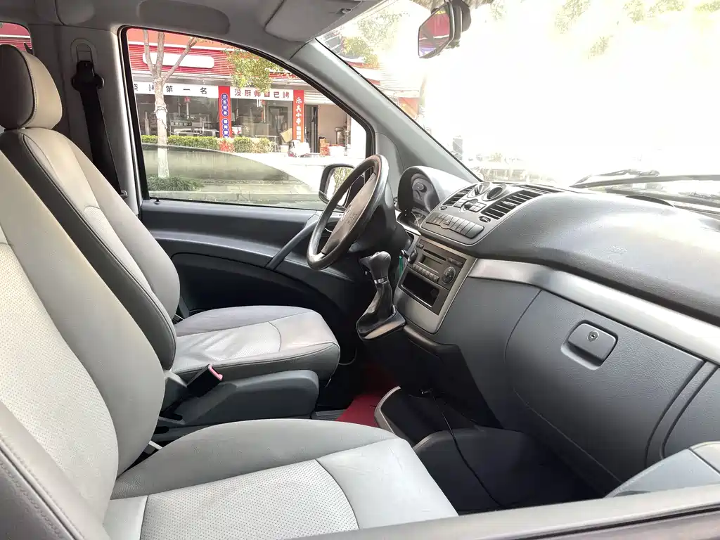 Vito 2011 2.5L Elite Edition купить на сайте DeffCars