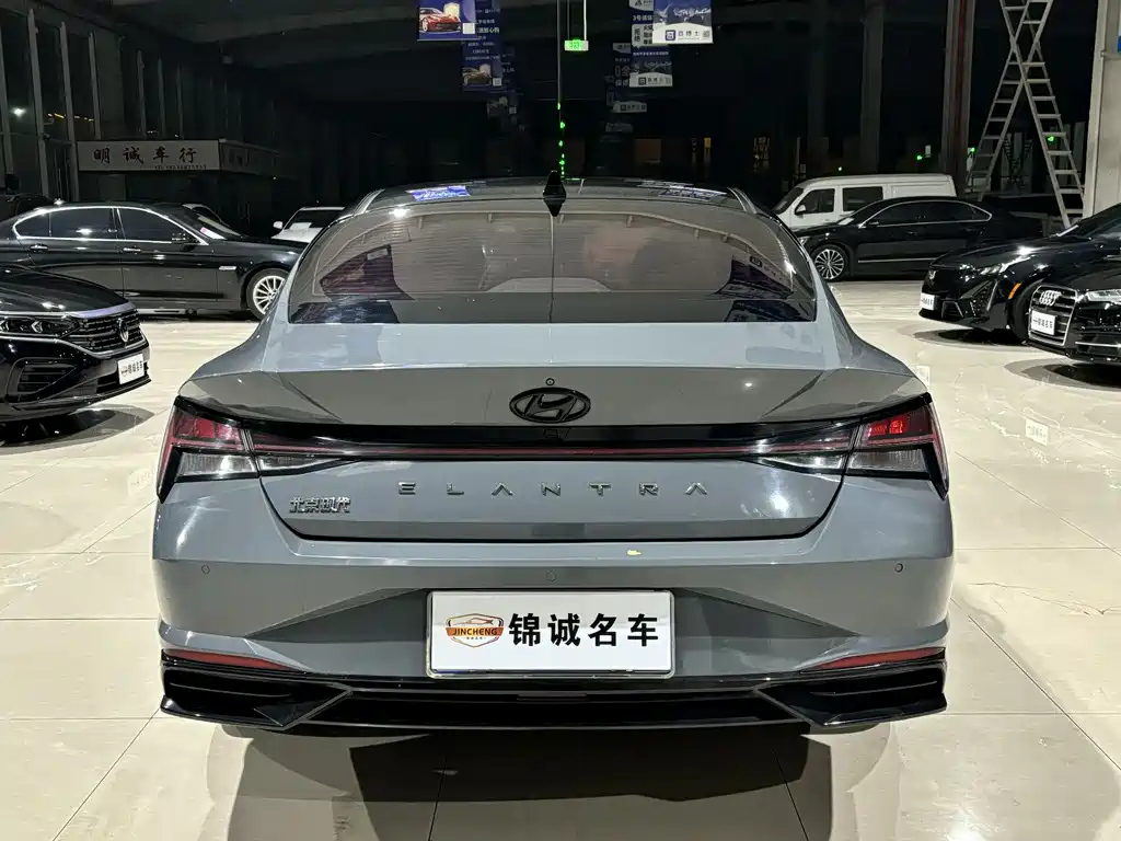 Elantra 2021 1.5L CVT LUX Premium Edition купить на сайте DeffCars
