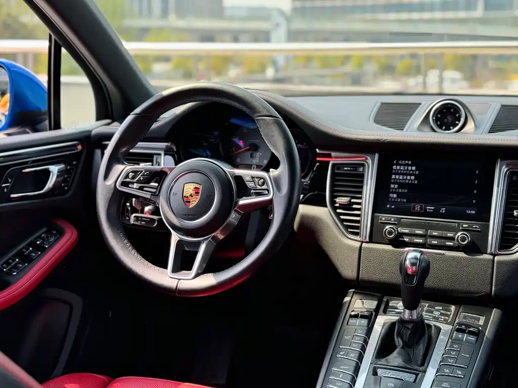 Macan 2017 Macan S 3.0T купить на сайте DeffCars