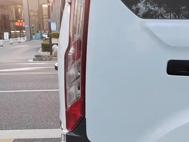 Transit 2019 2.0T diesel multi-functional commercial vehicle, central axle, mid-roof, 6-seater National VI купить на сайте DeffCars