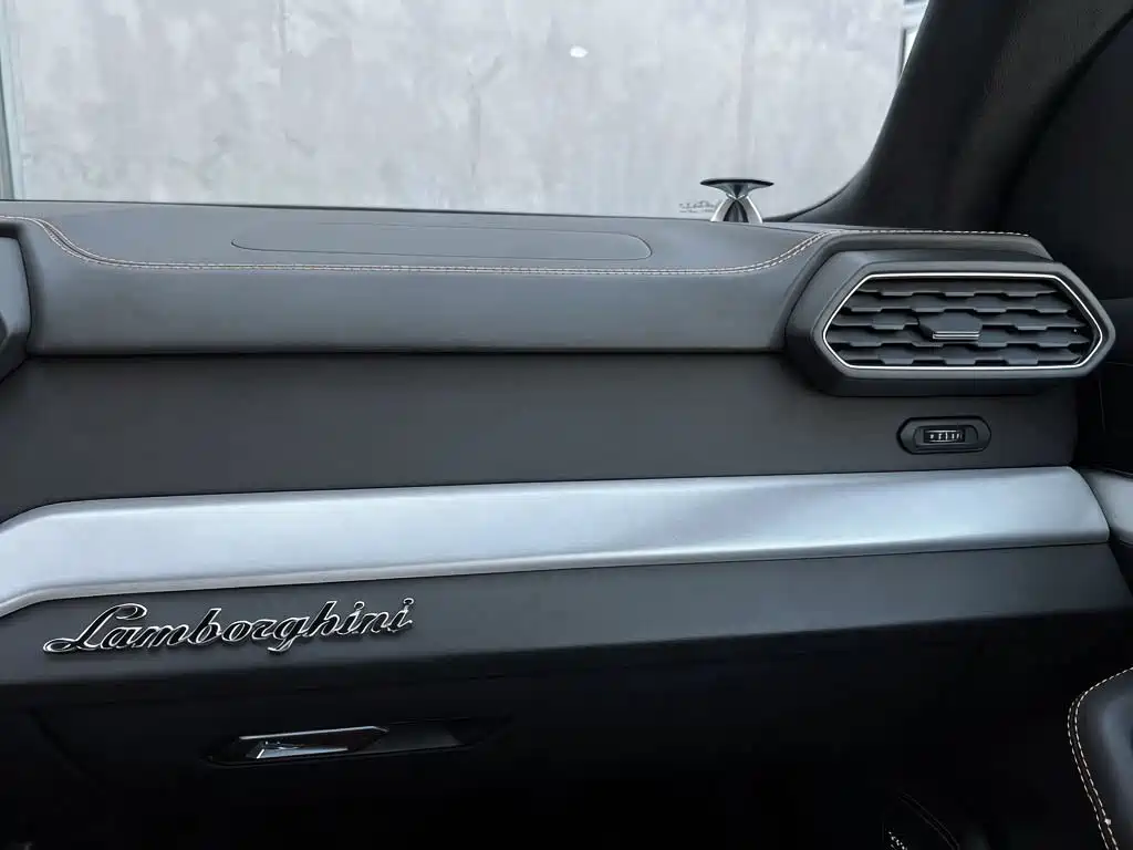 Urus 2021 4.0T V8 купить на сайте DeffCars