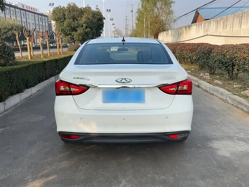 Arrizo 5 2017 1.5L Manual Fashion Edition купить на сайте DeffCars