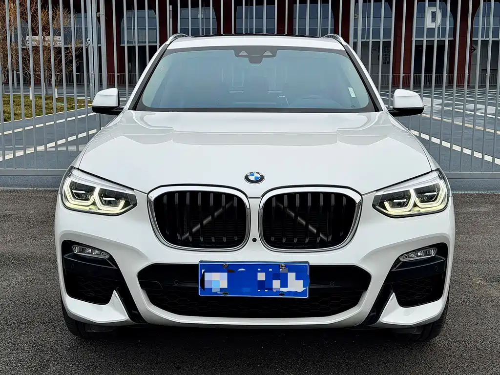 BMW X3 2018 xDrive30i Leading M Sports Package National V купить на сайте DeffCars