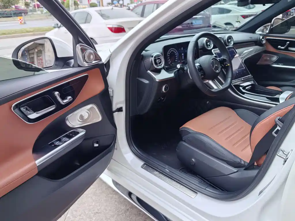 Mercedes-Benz C-Class 2023 facelift C 200 L sports version купить на сайте DeffCars