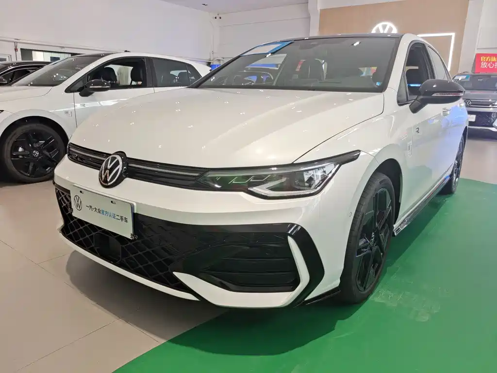 Golf 2025 300TSI R-Line купить на сайте DeffCars