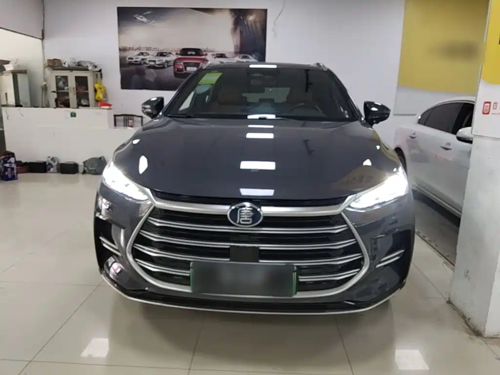 Tangxin Energy 2023 DM-i Champion Edition 112KM Premium Type купить на сайте DeffCars